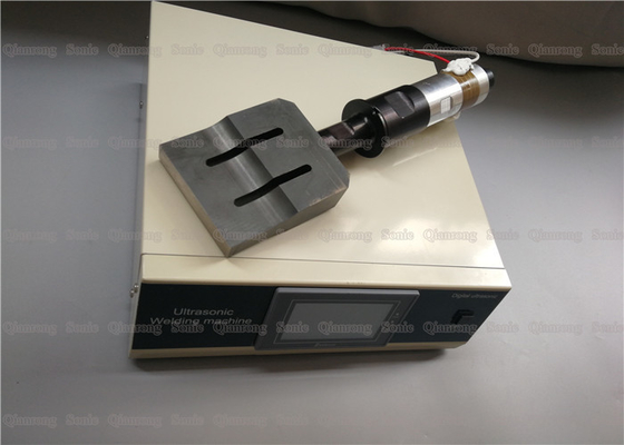 2000w 20Khz Ultrasonic Welding Parts For Making Surgical Gowns