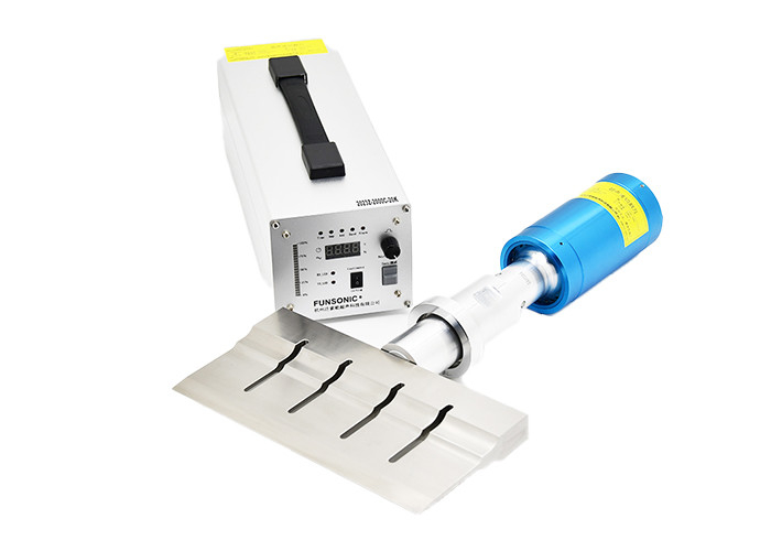 Ultrasonic Bull Candy Snack Bars Cutting Device 20khz