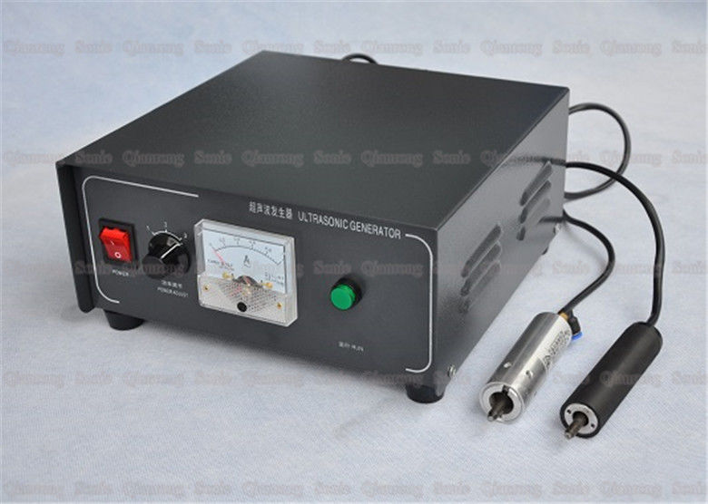 0.7 - 0.86nf  Capacitance 60 Khz Ultrasonic Transducer With Welding Horn For Card Embedding