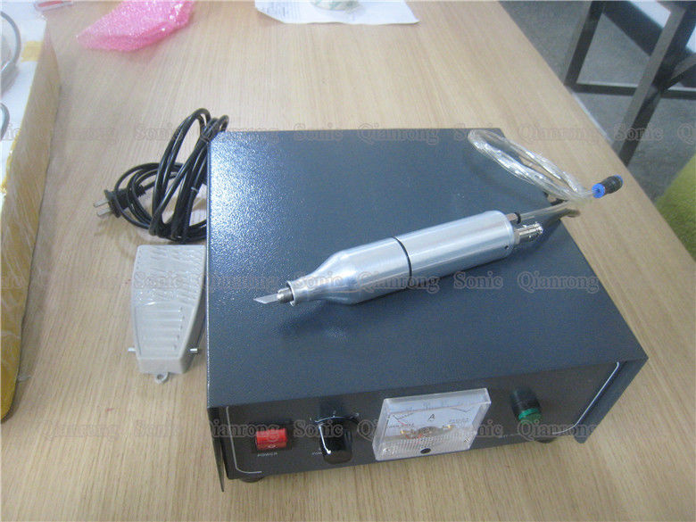 High Frequency  Portable Ultrasonic Cake Cutting Machine With Replacement Blade