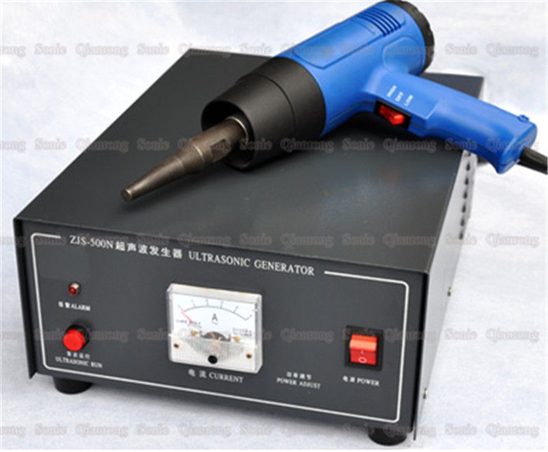 35Khz Ultrasonic Welding Plastic Device With NC Power Supply Automatic Search Frequency