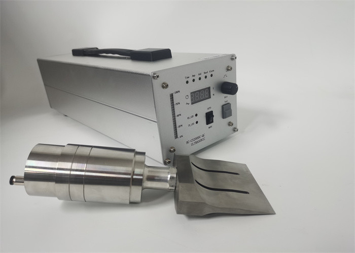 Customized 35Khz Ultrasonic Food Cutting Machine With Titanium Blade