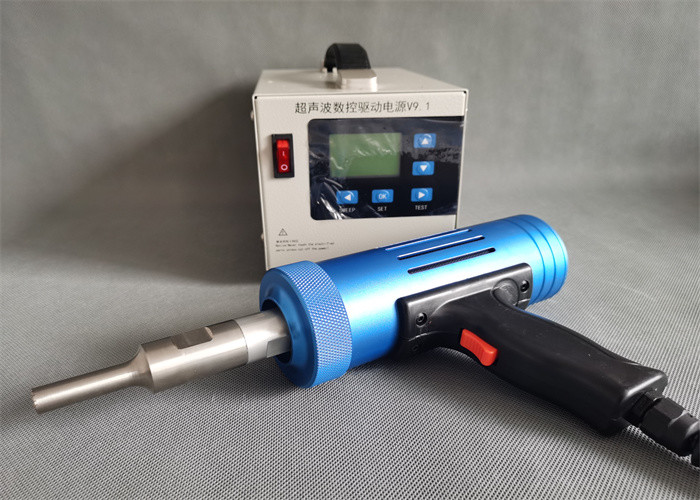 High Power Ultrasonic Plastic Welding Machine For Normal Operating Temperature