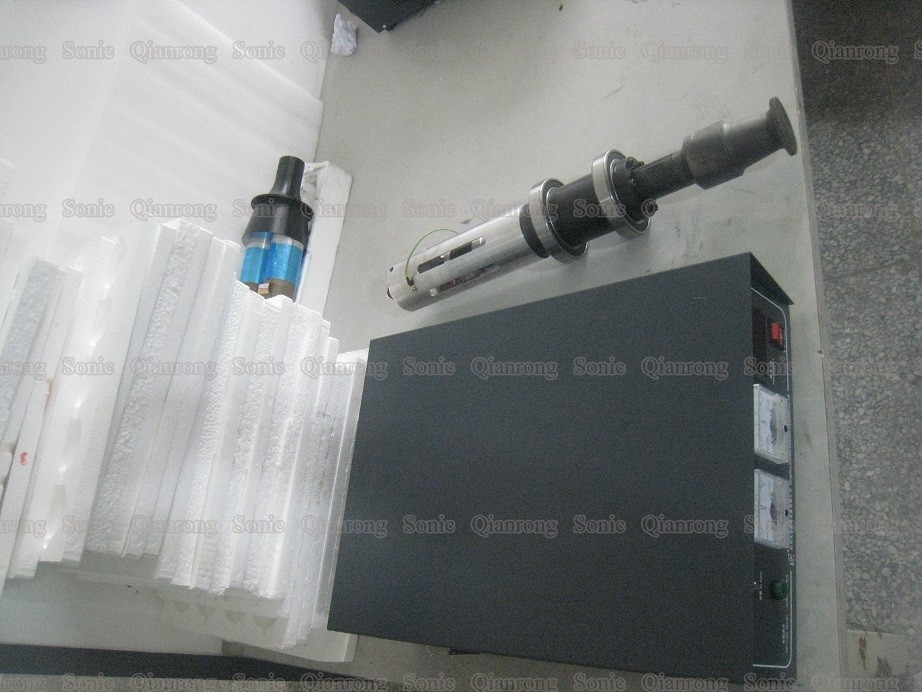 Metal Roll Continuous Ultrasonic Welding For Solar Colletor Plate 2 - 15m/Min