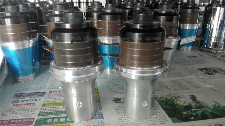 Inverted Flange Ultrasonic Piezoelectric Transducer For Non Woven Sealing Machine