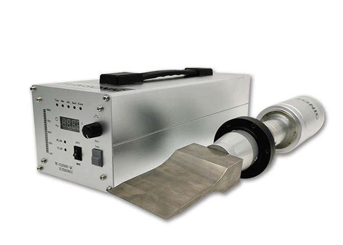 20Khz Ultrasonic Full Wavelength Cutting Machine 60mm Deep Cutter For Thick Rubbers