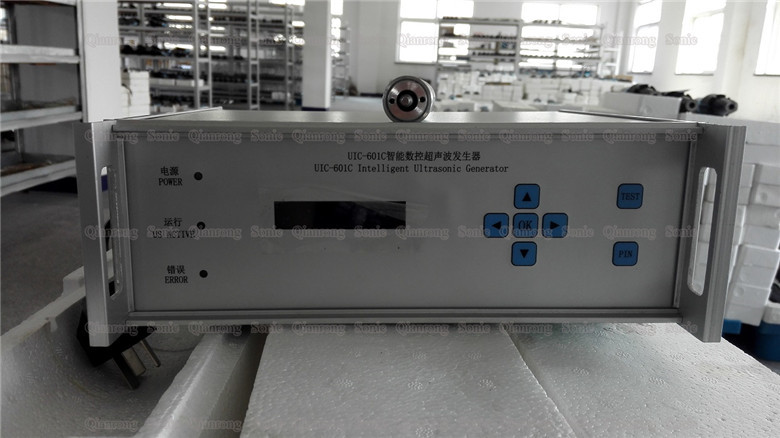 100w 220V Ultrasonic Metal Welding Machine Copper Wire Inlay To PVC Plate