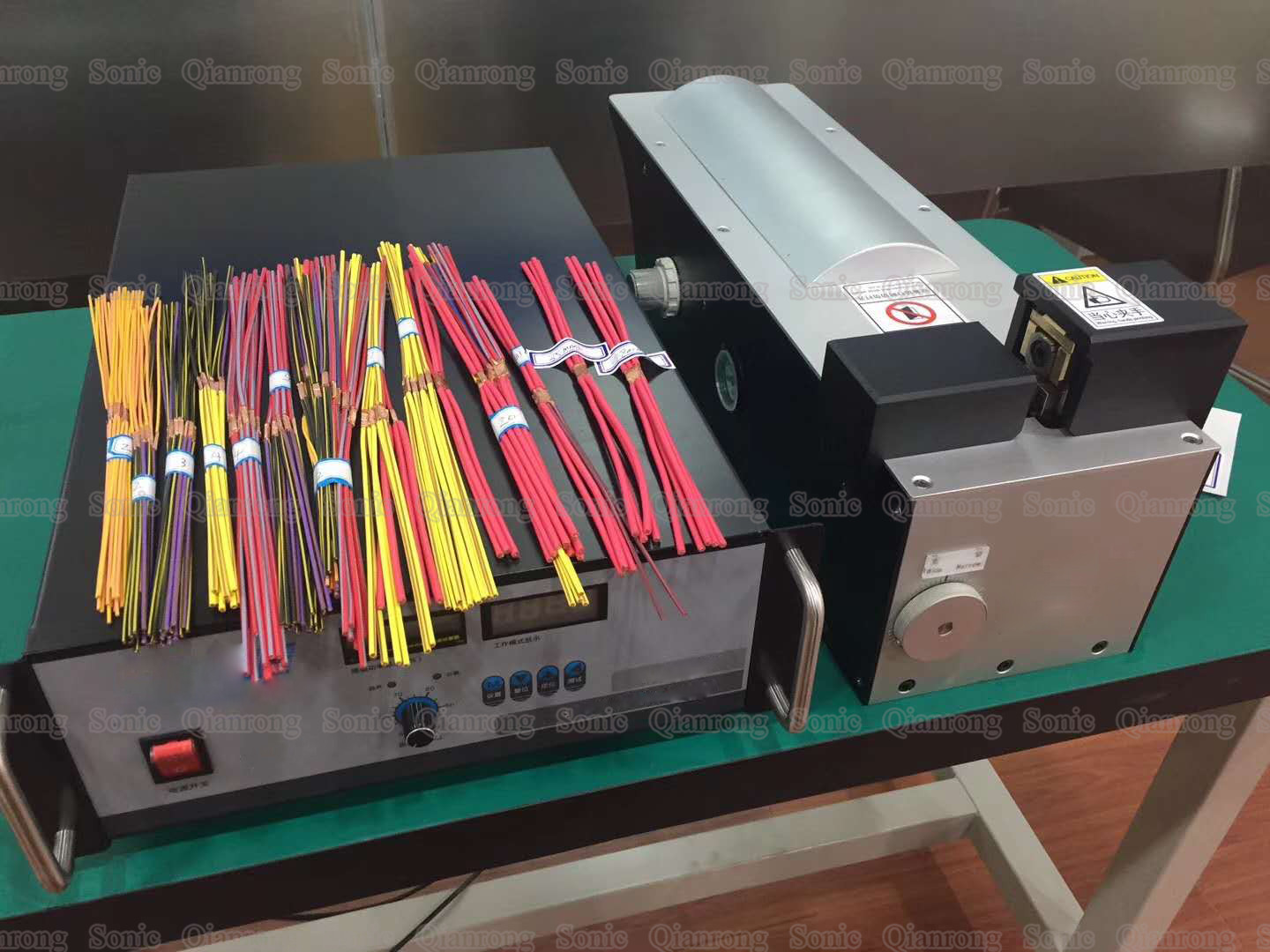 Copper And Aluminum Conversion Ultrasonic Wire Harness Welding Machine By Ultrasonic Metal Technology