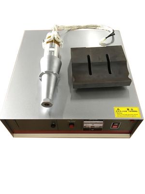 Customized Ultrasonic Welding Horn Titanium Or Steel 15Khz Sonotrode And Generator