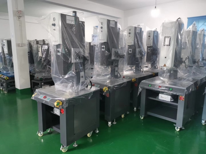 4.2kw Ultrasonic Welding Equipment For Polyester Vlies And Glass Fiber